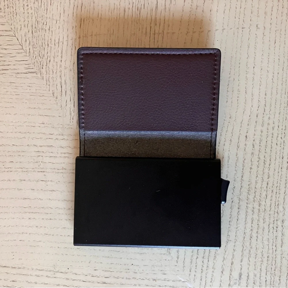 Vulkit Brown Leather Card Holder - Men’s Accessories